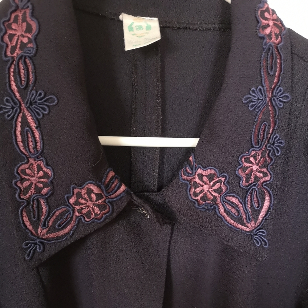 Navy vintage embroidered jacket/blazer
